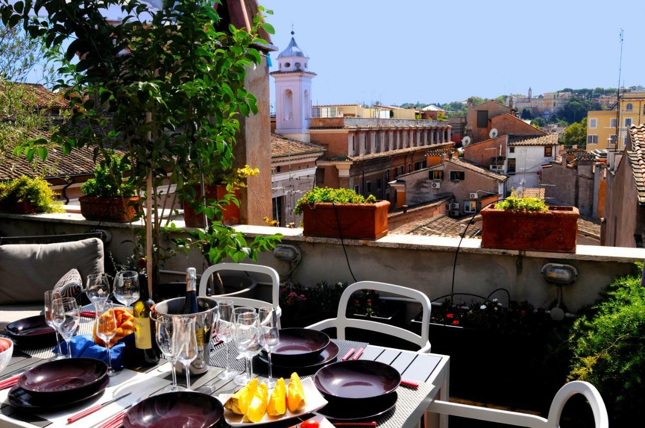 شقة La Mia Casa In Campo Di Fiori روما المظهر الخارجي الصورة